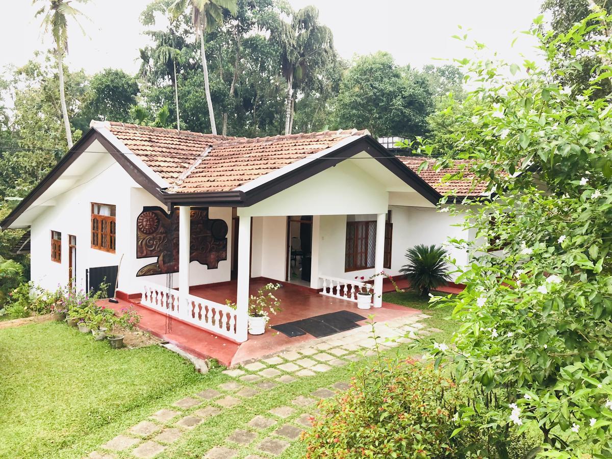 Hikkanest Hikkaduwa Exterior photo